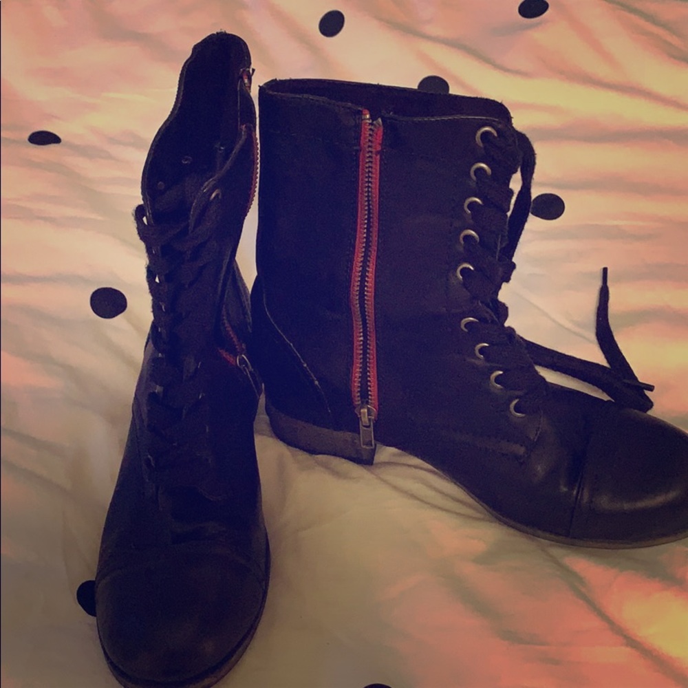 Black combat Boots